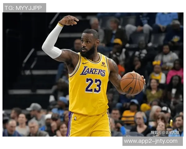 湖人官方推文庆祝里夫斯50分成就加入精英俱乐部的辉煌时刻