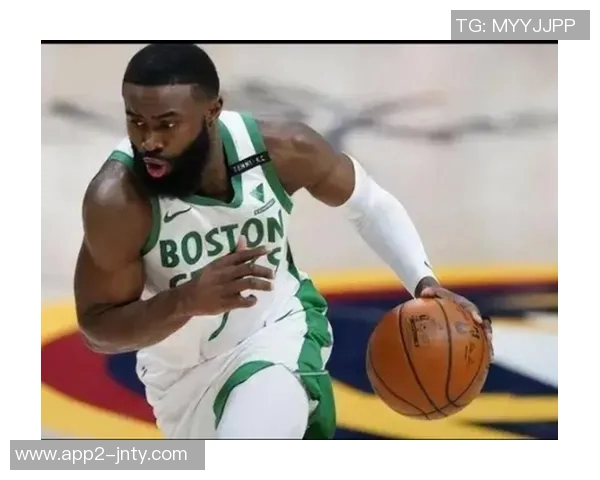 杰伦布朗赞沃尔什表现出色防守与关键投篮双双奏效